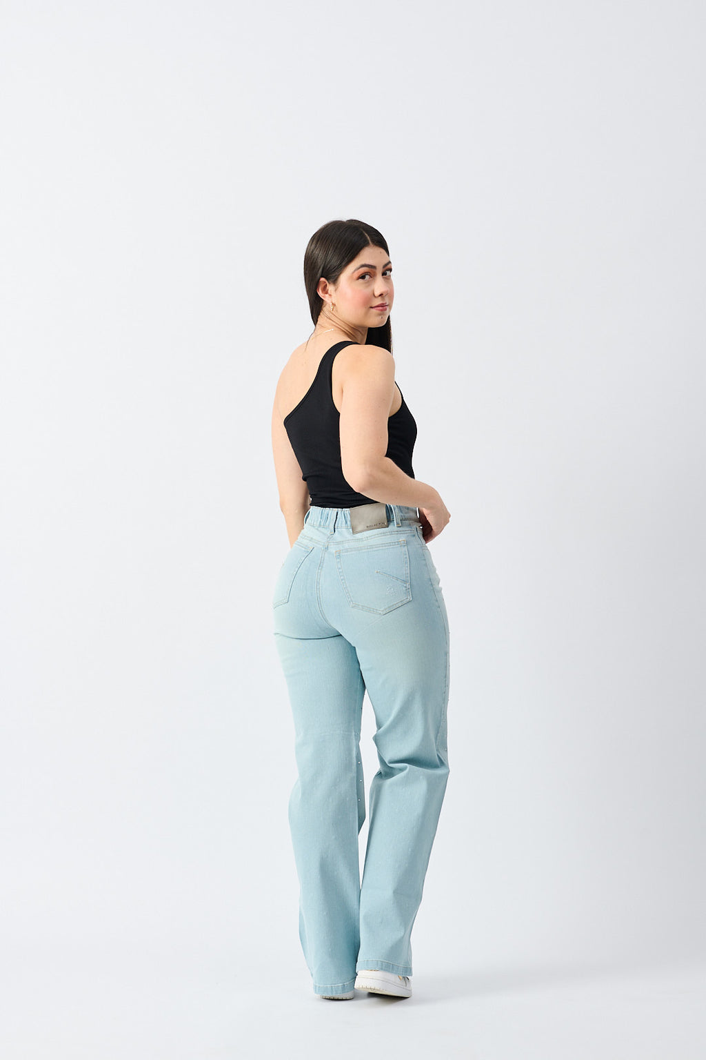 Ref 107 – Jean Sky Light Blue