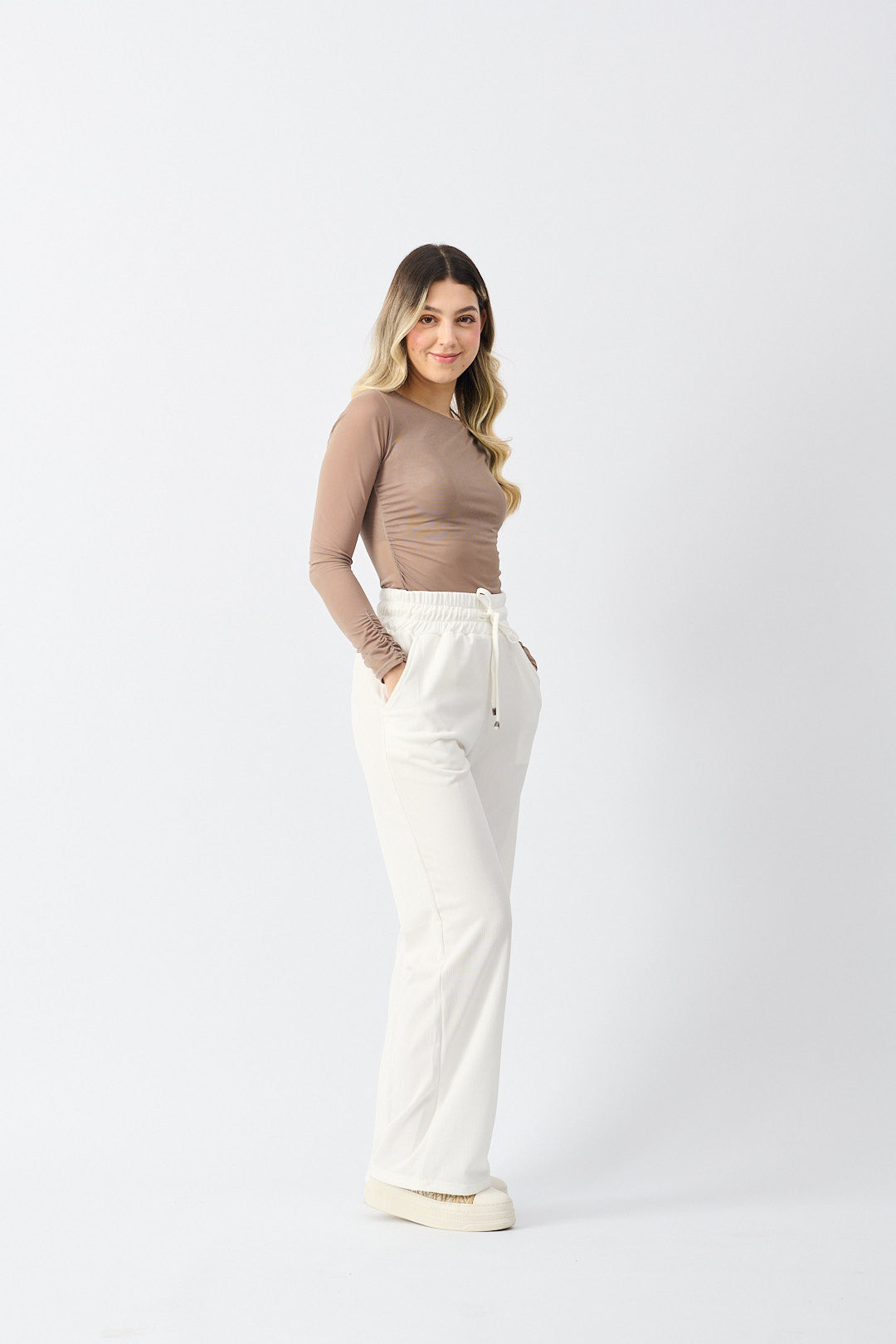 Ref 117 - Pantalón All White