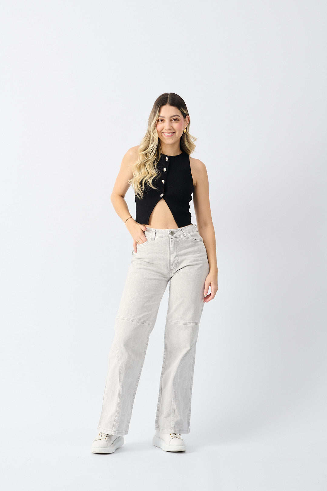 Ref 101 – Jean Heart Grey