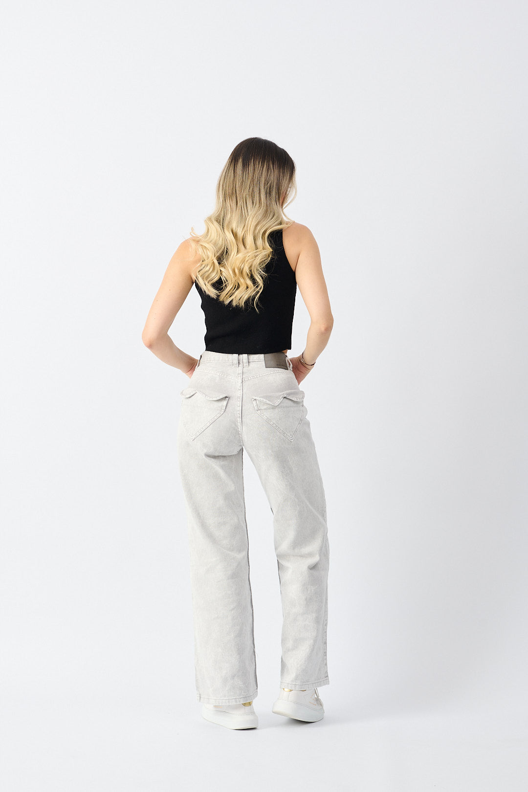 Ref 101 – Jean Heart Grey