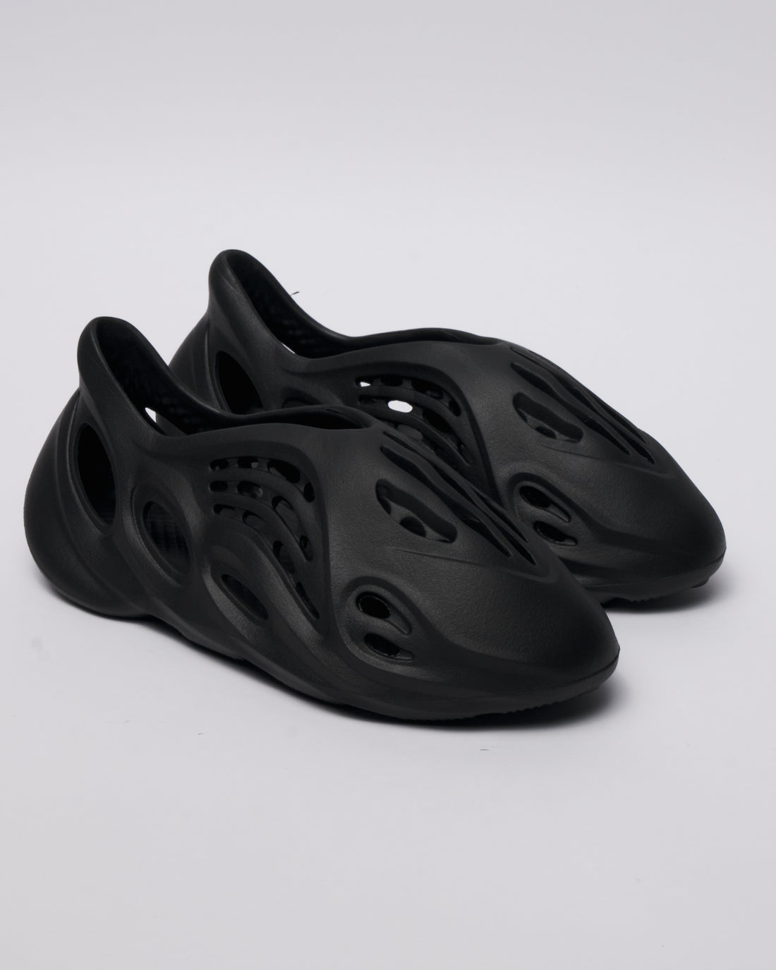 323 Black