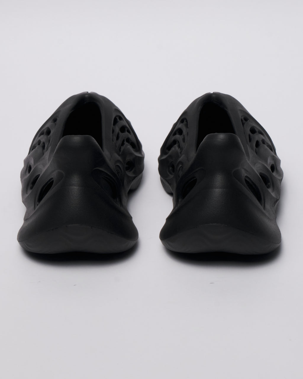 323 BLACK