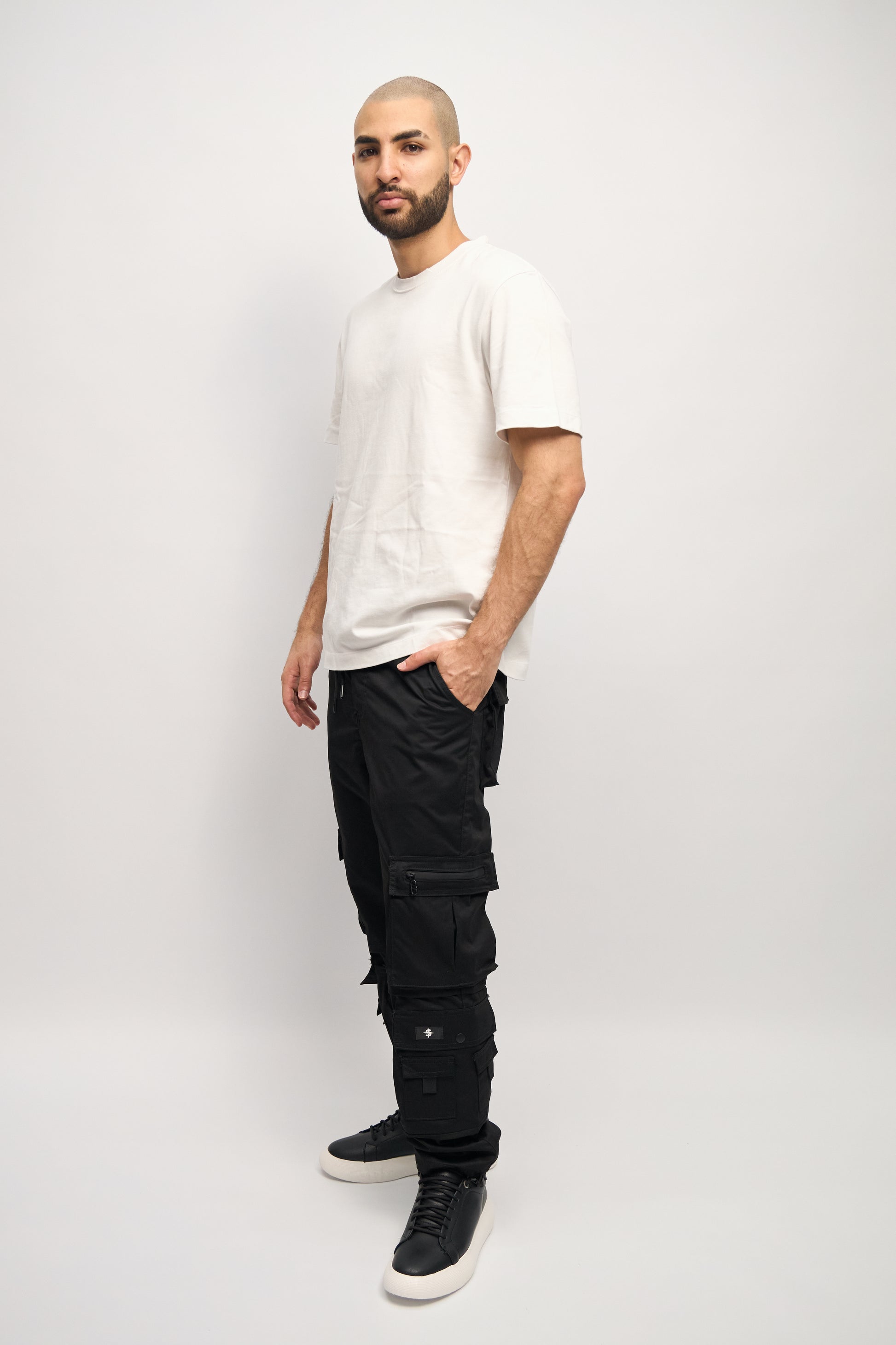 CARGO TRACE BLACK