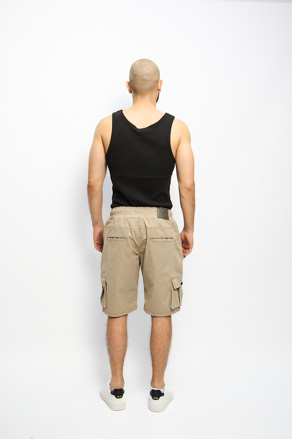 SHORT TRACE SAND