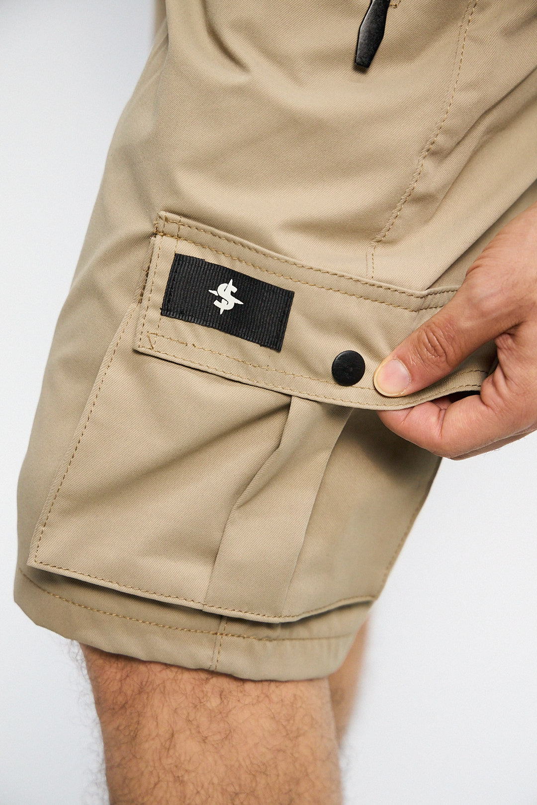 SHORT TRACE SAND