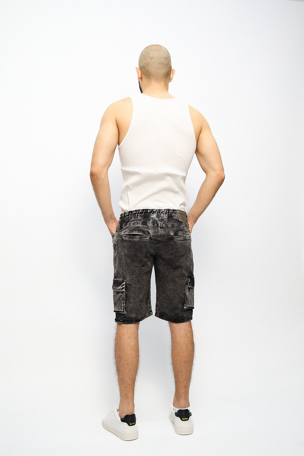 SHORT TRACE GREY