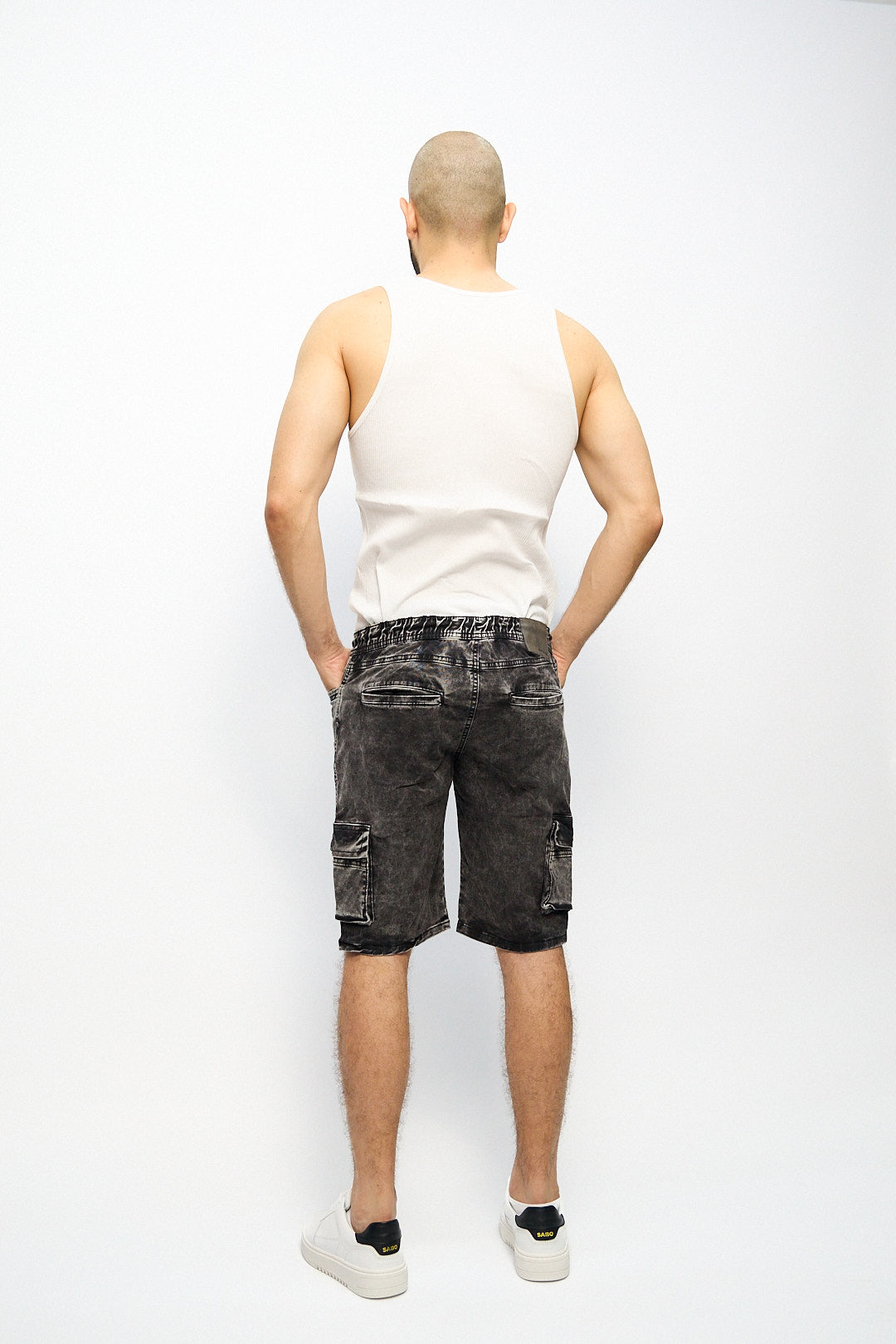 SHORT TRACE GREY