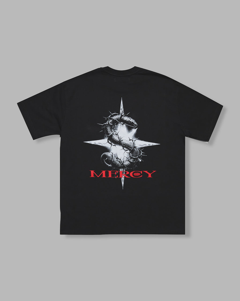 Camiseta Mercy Negra Serpiente
