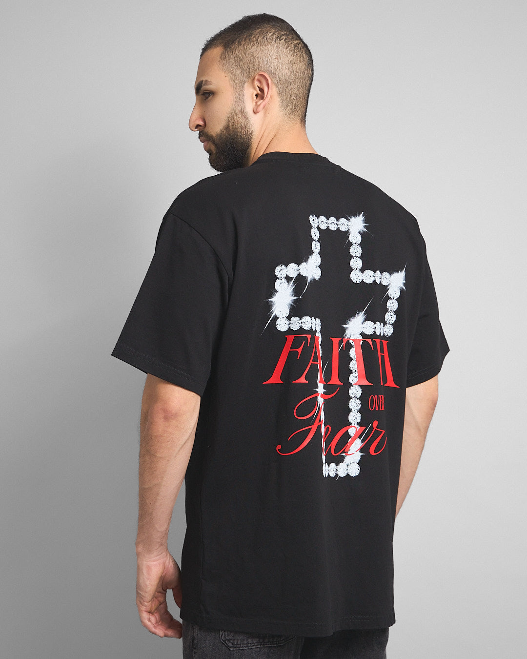 Camiseta Mercy Negra Cruz
